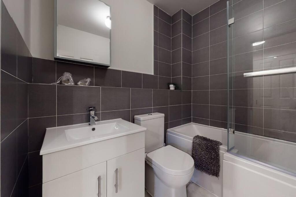 Lovely 2-Bedroom Flat Near Highgate London Luaran gambar